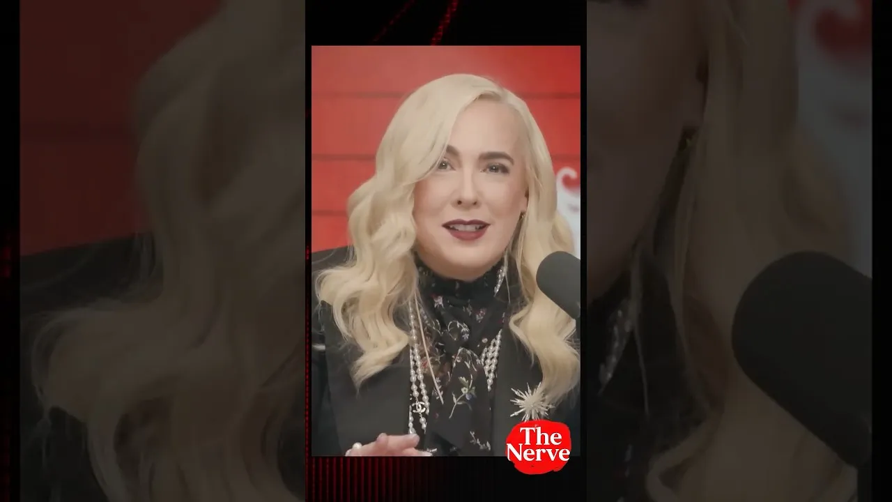 “Wildest, Funniest, Stupidest Celebrity Dustups”: Maureen on Kelly Clarkson Feud with Brooklyn Store